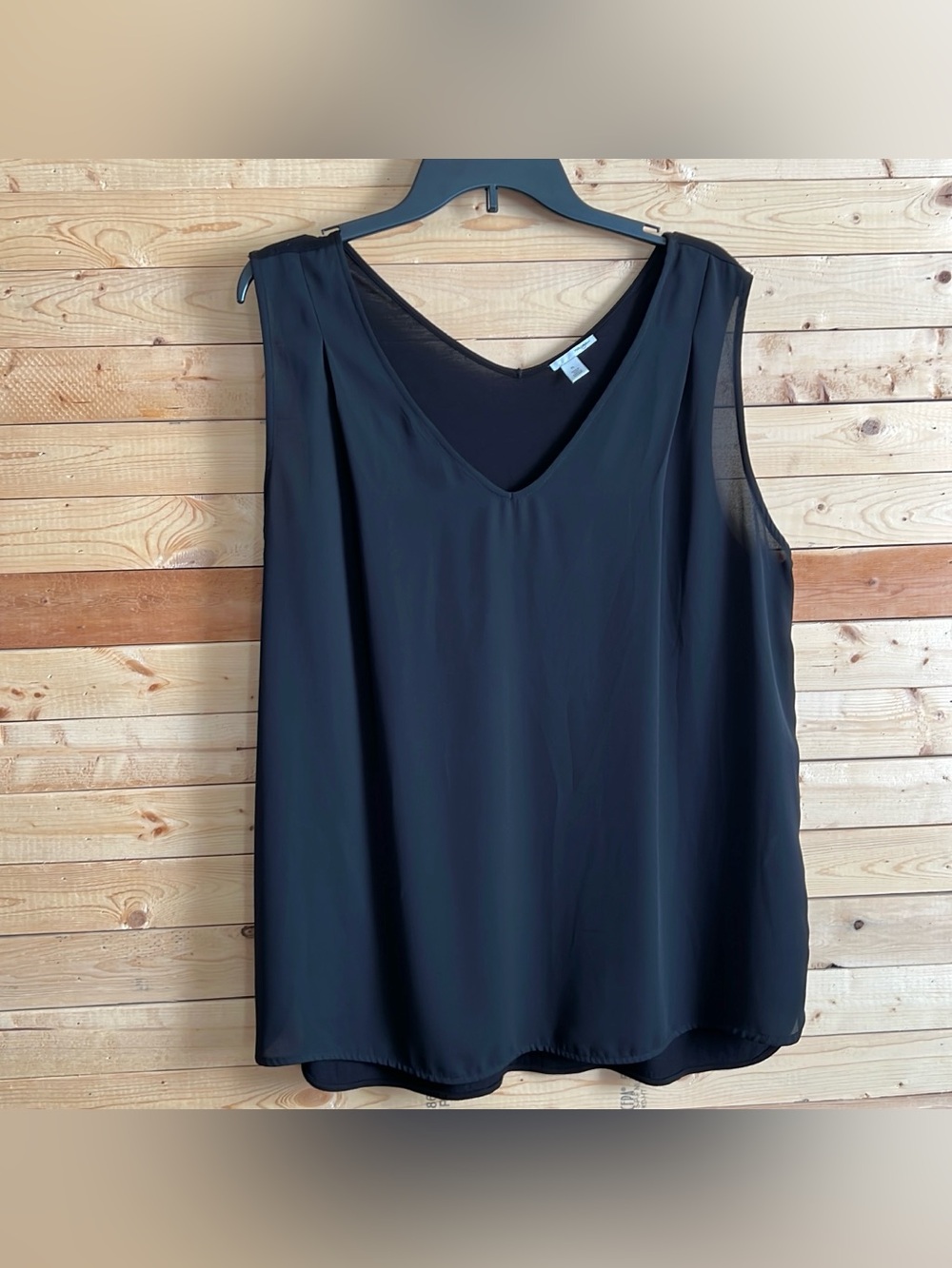 Halogen Women’s Black Vneck Sleeveless See Through Lightweight shirt Top size XL